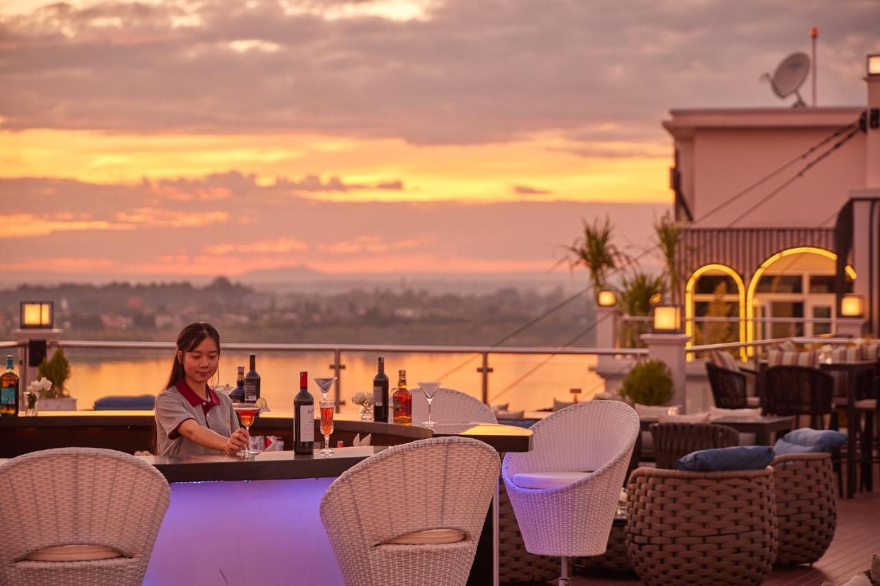 Eastin Hotel فيينتيان المظهر الخارجي الصورة