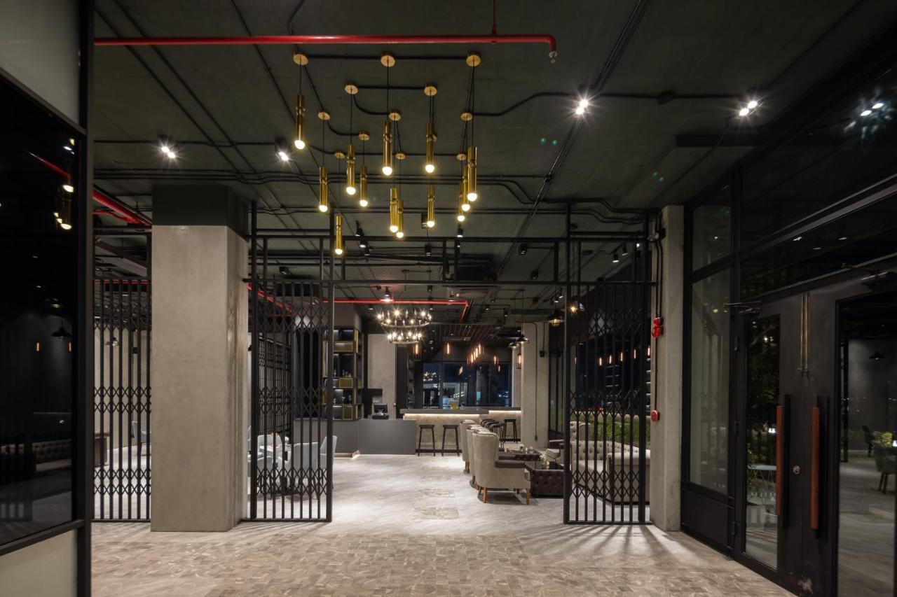 Eastin Hotel فيينتيان المظهر الخارجي الصورة
